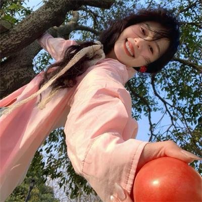 盛开的女人